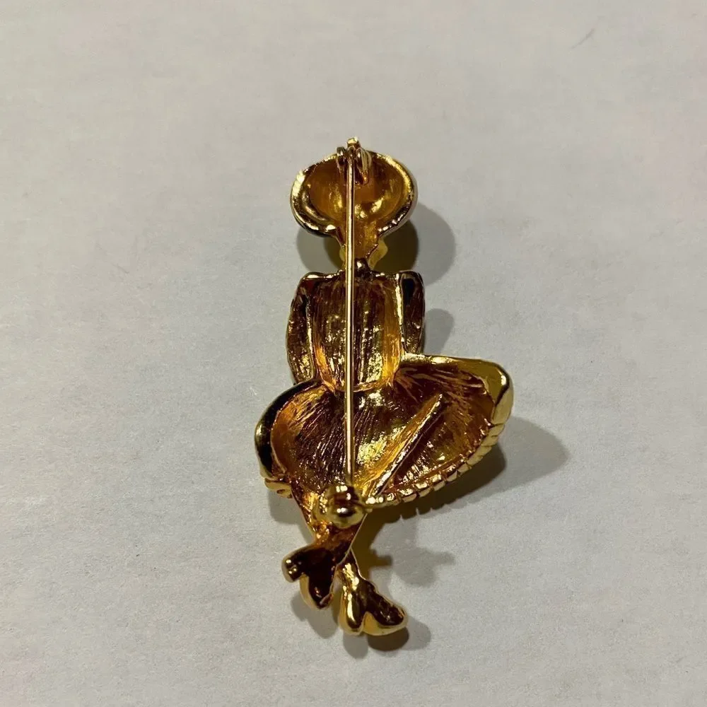 𝅺ENAMEL & rhinestone sultan brooch